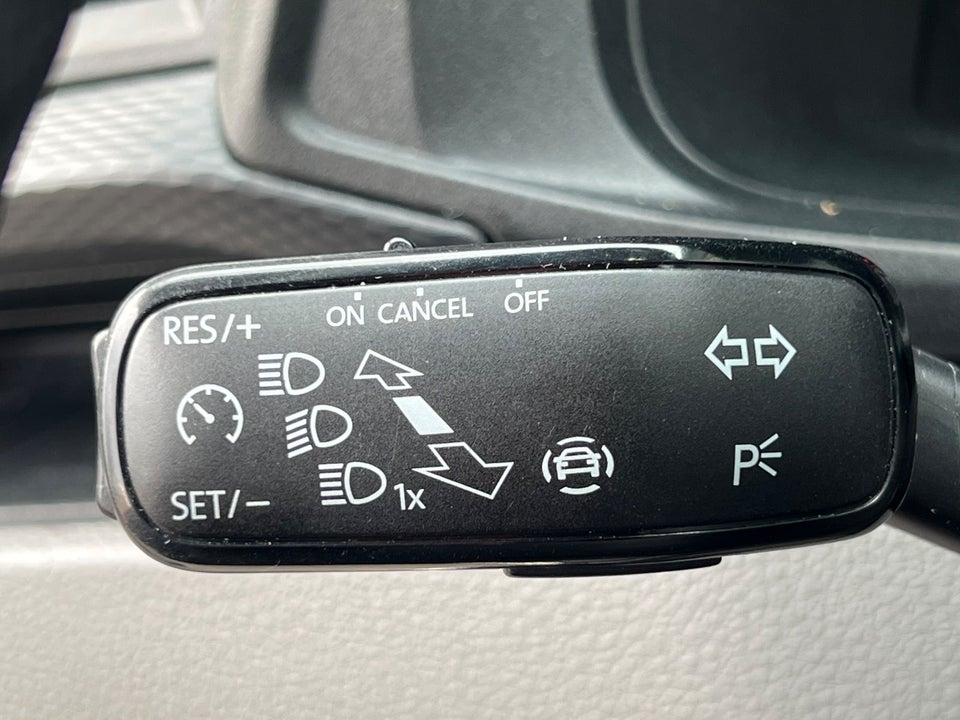 VW Transporter 2,0 TDi 150 Kassevogn DSG kort