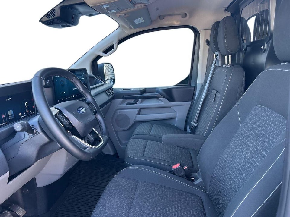 Ford Transit Custom 320 L1 2,0 EcoBlue Trend aut.