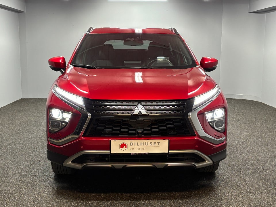 Mitsubishi Eclipse Cross 2,4 PHEV Intense CVT 4WD 5d