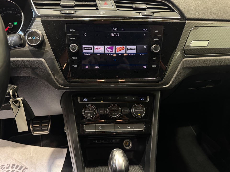 VW Touran 1,6 TDi 115 IQ.Drive DSG Van 5d