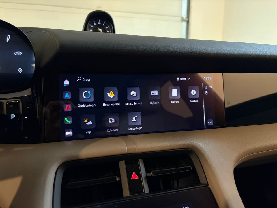 Porsche Taycan 4 Performance+ Cross Turismo 5d