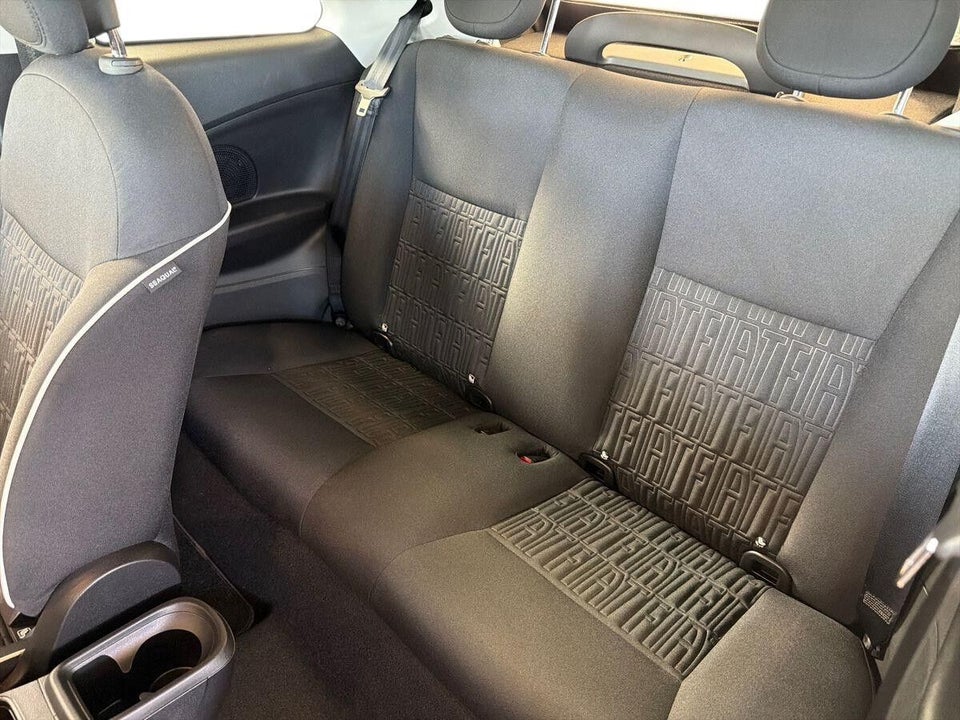Fiat 500e 42 Icon Cabrio 2d