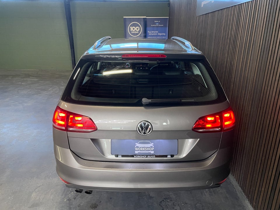 VW Golf VII 2,0 TDi 150 Highline Variant DSG BMT 5d