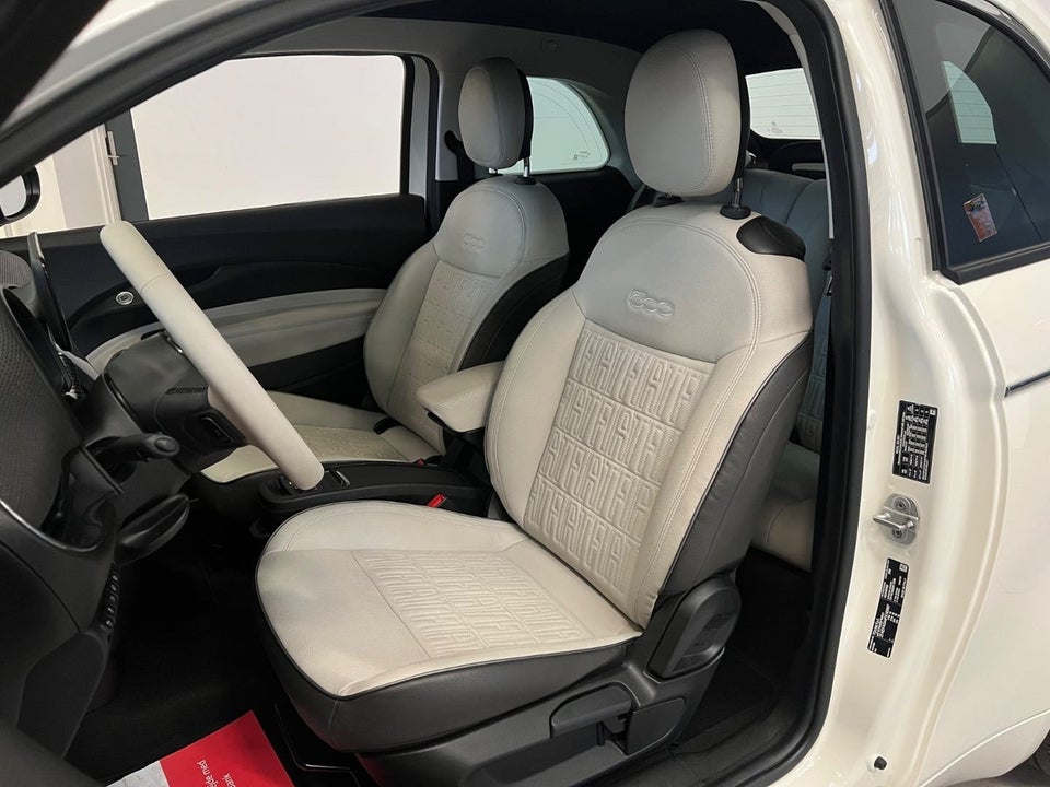 Fiat 500e 42 la Prima by Bocelli Cabrio 2d