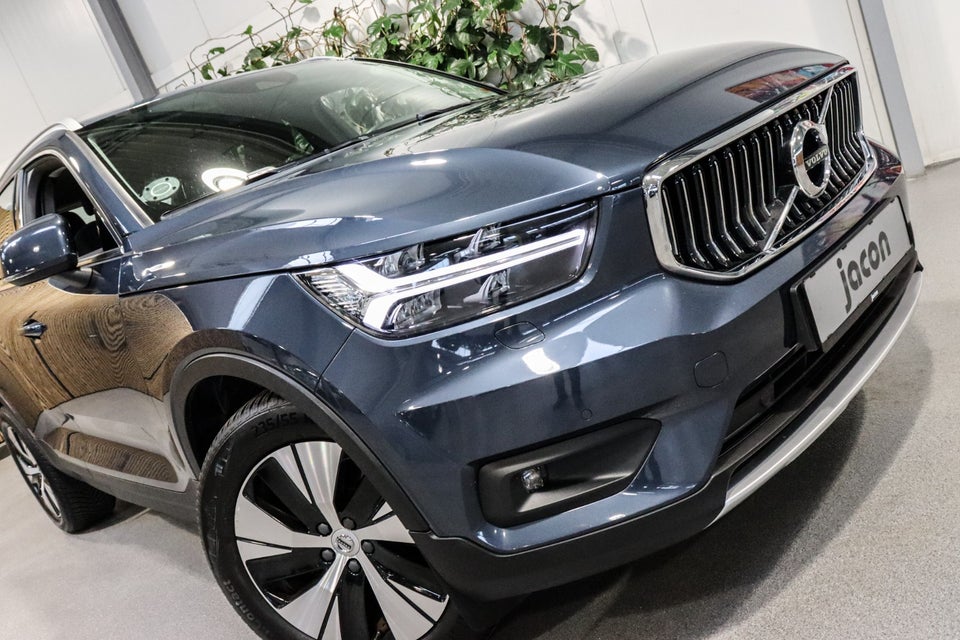 Volvo XC40 1,5 T5 ReCharge Momentum aut. 5d