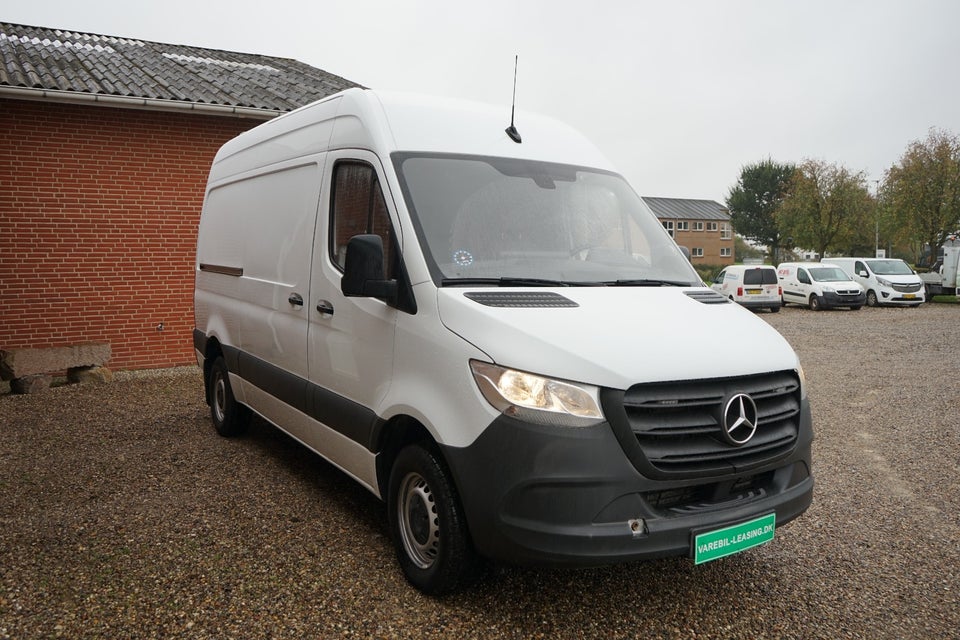 Mercedes Sprinter 317 2,0 CDi A2 Kassevogn aut. RWD
