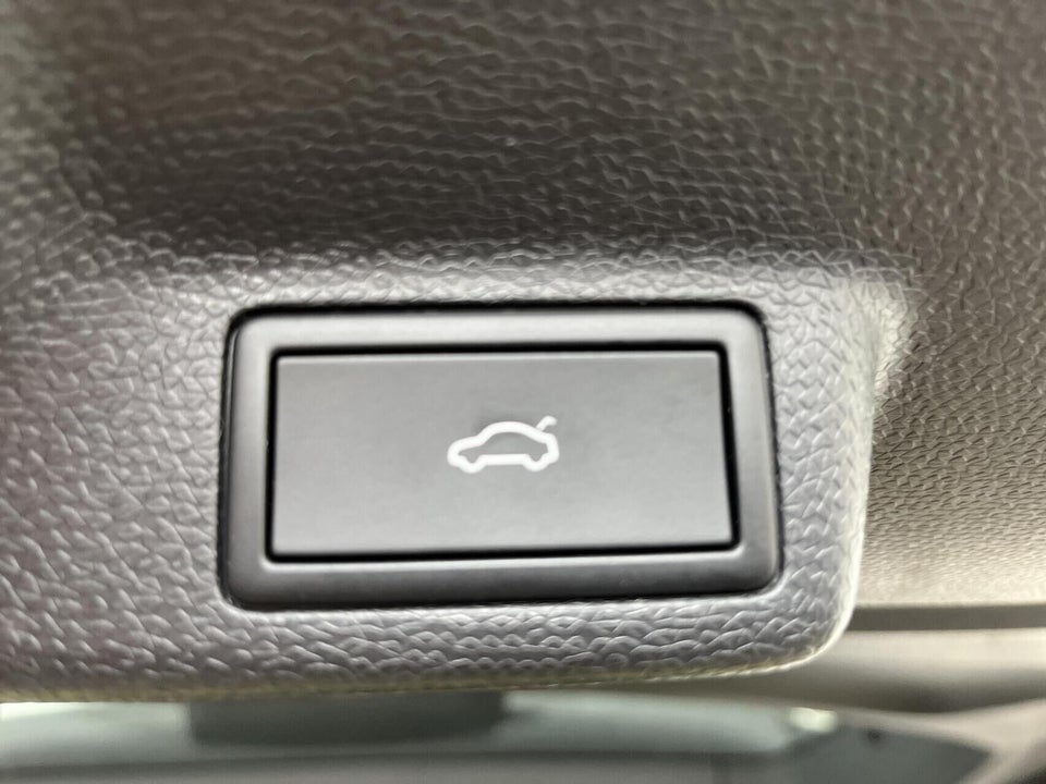 VW ID.Buzz 77 Pro SWB 5d