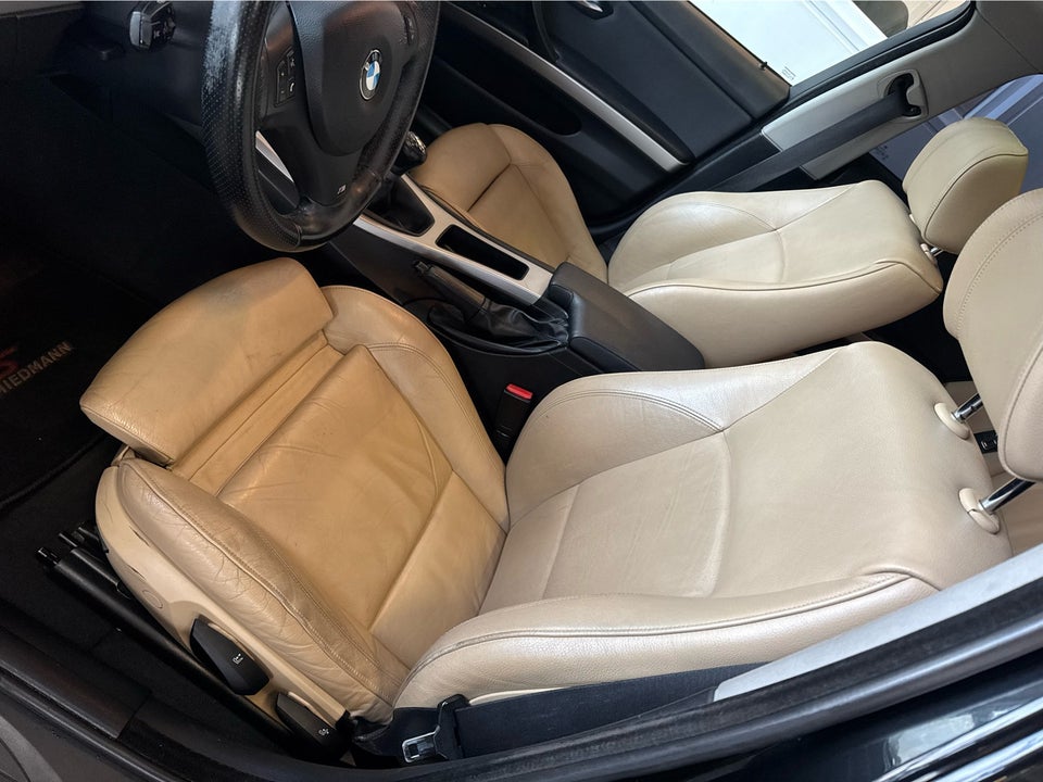 BMW 325i 2,5 Touring 5d