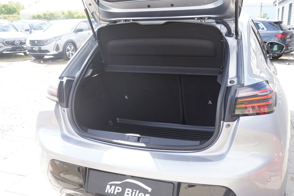 Peugeot 208 1,2 PureTech 100 Allure+ 5d