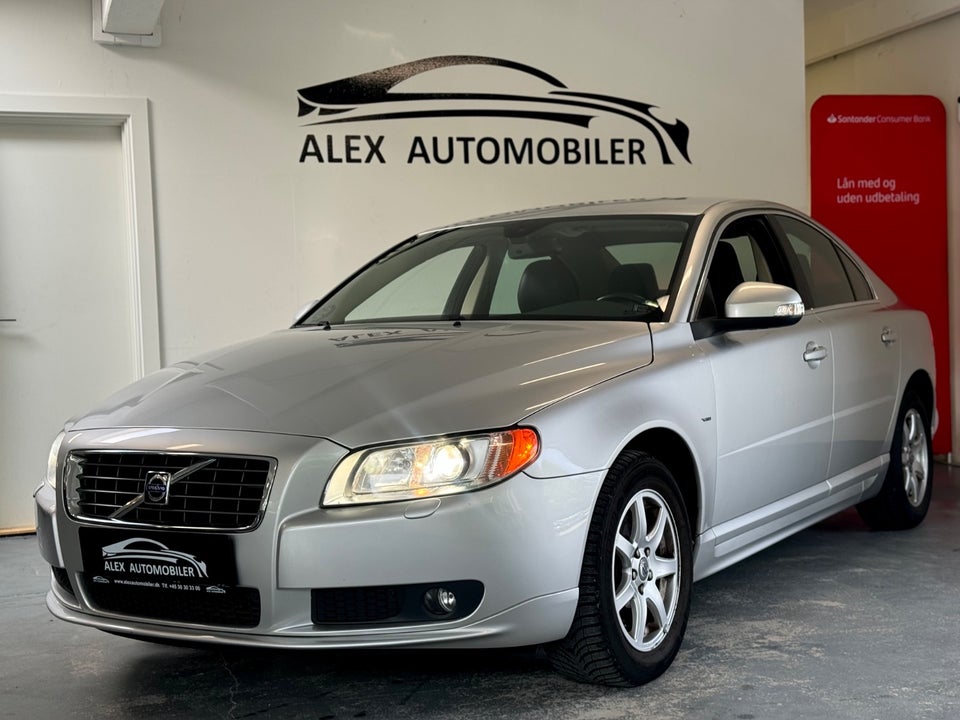 Volvo S80 2,5 T Summum aut. 4d