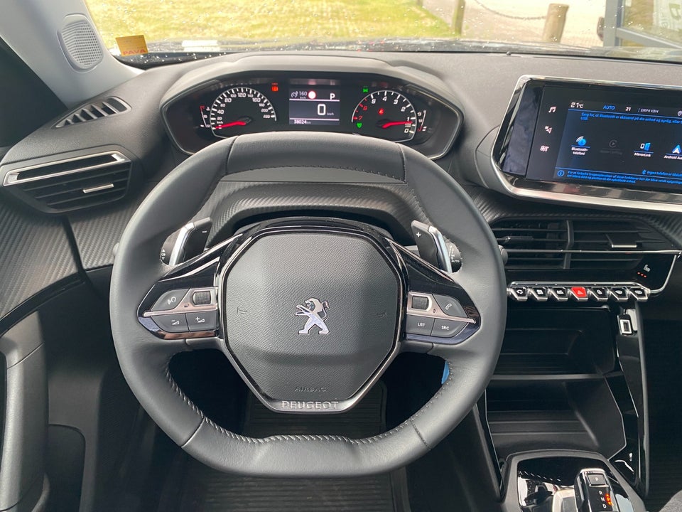 Peugeot 2008 1,2 PureTech 130 Platin EAT8 5d