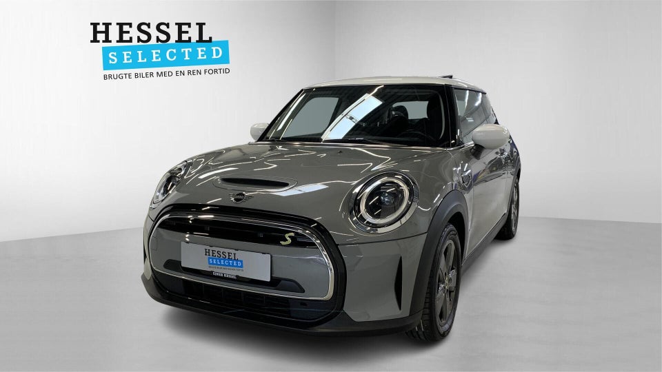 MINI Cooper SE Essential 3d