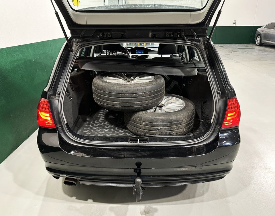 BMW 318d 2,0 Touring 5d