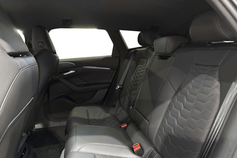 Audi A6 e-tron S-line plus performance Avant 5d