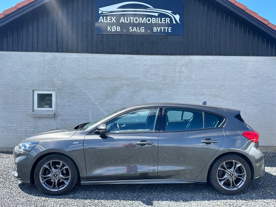 Ford Focus 1,0 EcoBoost ST-Line 5d