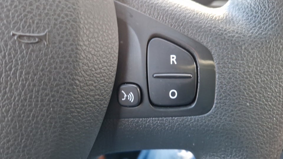 Renault Trafic T29 2,0 dCi 120 L2H1