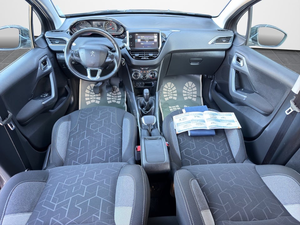 Peugeot 2008 1,6 BlueHDi 100 Active 5d