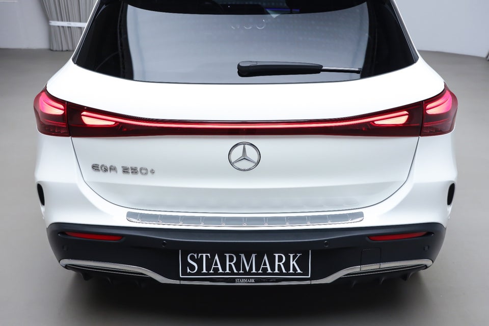 Mercedes EQA250+ AMG Advance 5d