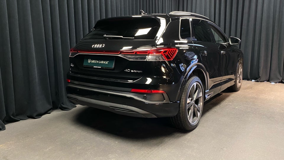 Audi Q4 e-tron 40  5d