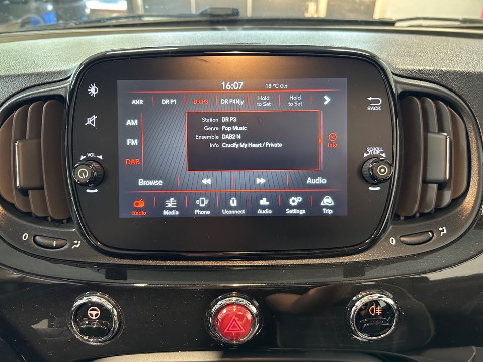 Fiat 500C 1,0 Hybrid Lounge+ 2d