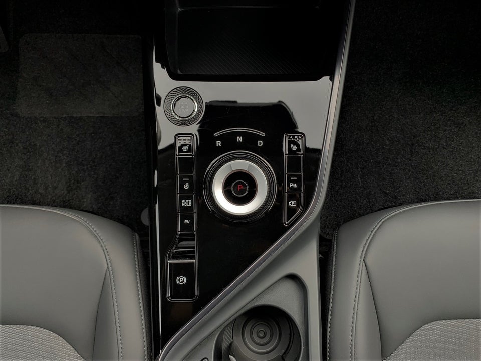 Kia Niro 1,6 PHEV Prestige DCT 5d