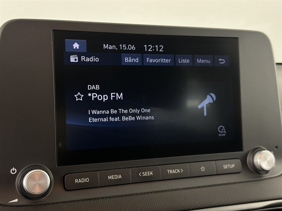 Hyundai Kona 39 EV Essential 5d