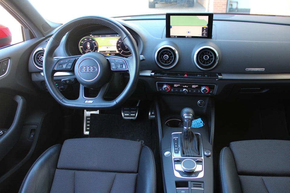 Audi A3 1,4 e-tron S-line Sportback S-tr. 5d