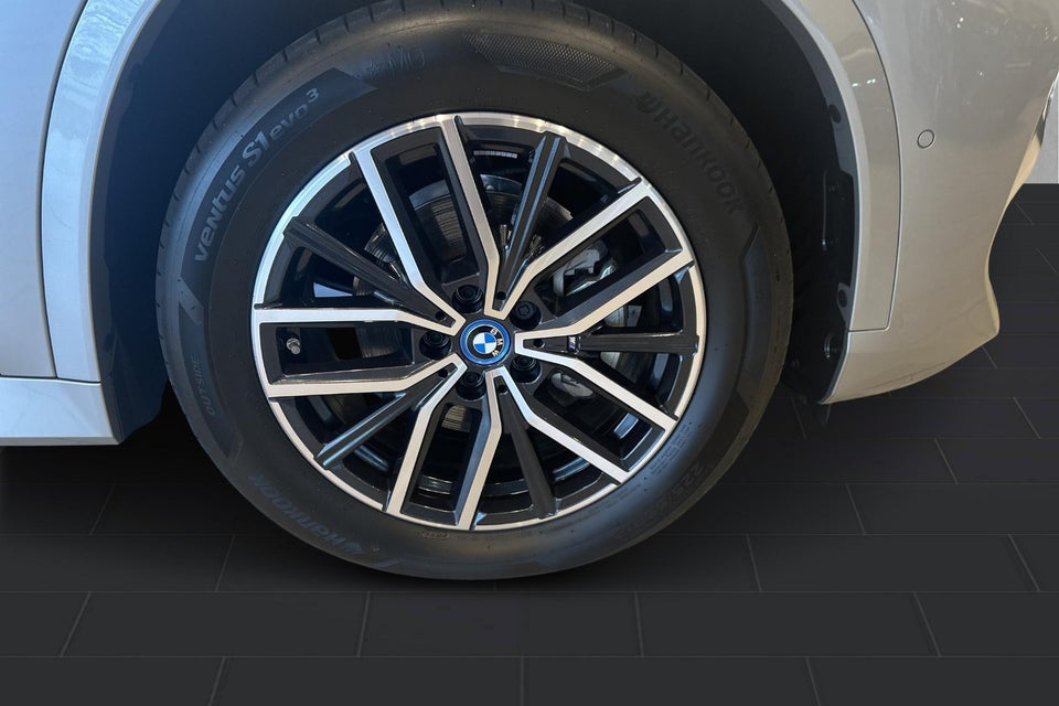 BMW iX1 eDrive20 M-Sport 5d