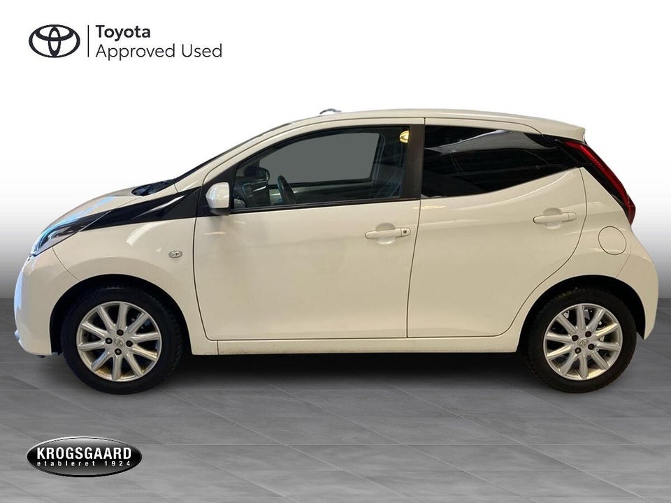 Toyota Aygo 1,0 VVT-i x-press 5d