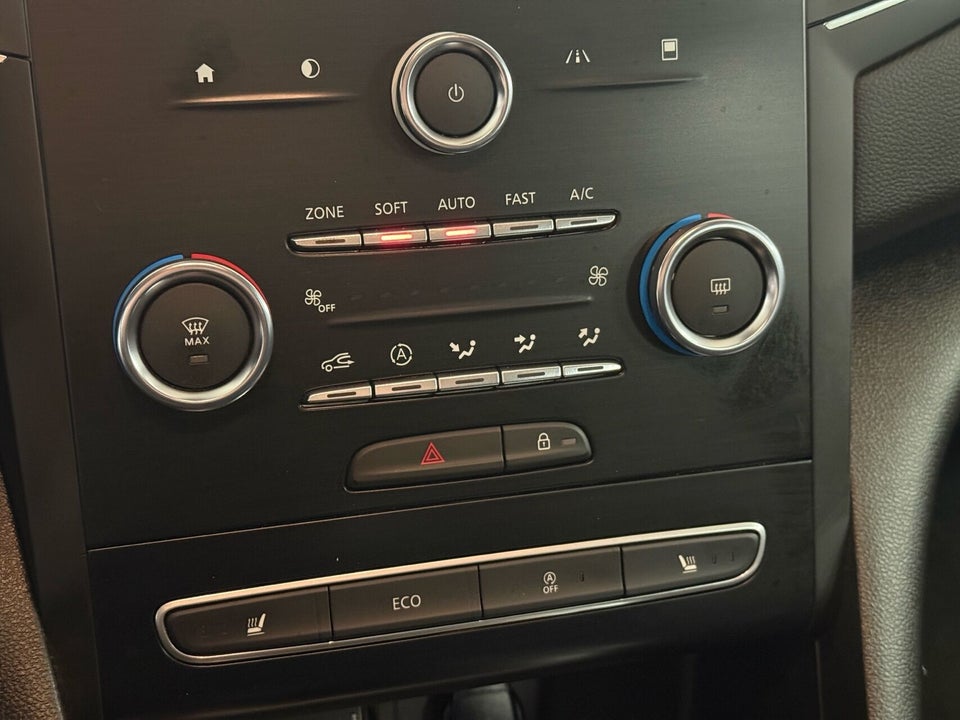 Renault Megane IV 1,3 TCe 140 Limited Sport Tourer 5d