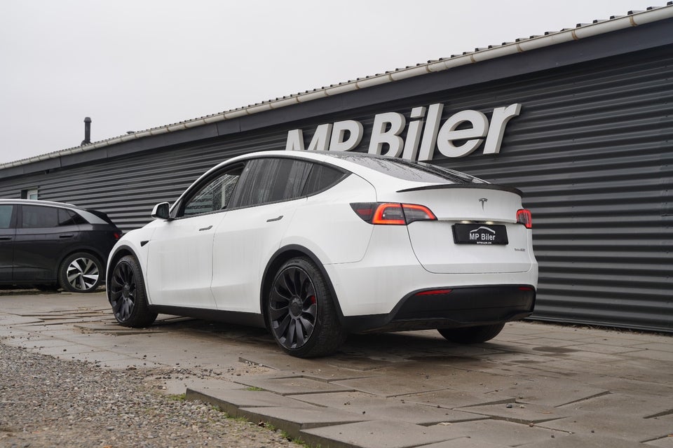 Tesla Model Y Performance AWD 5d