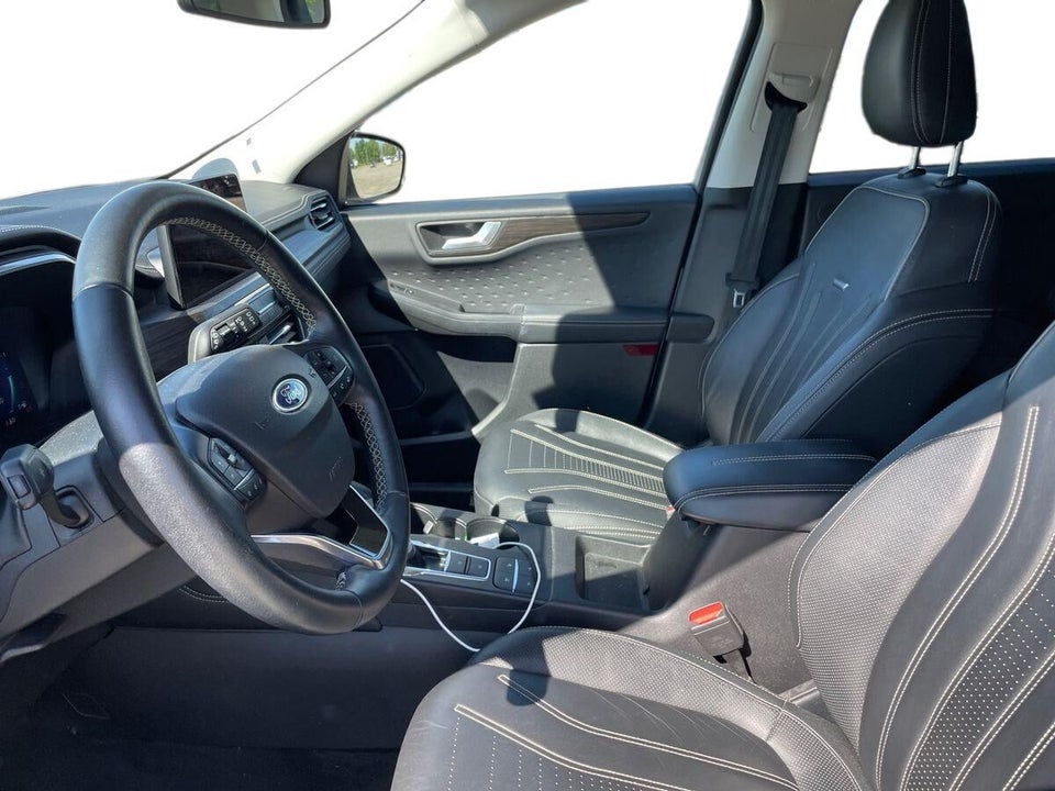 Ford Kuga 2,5 PHEV Vignale CVT 5d