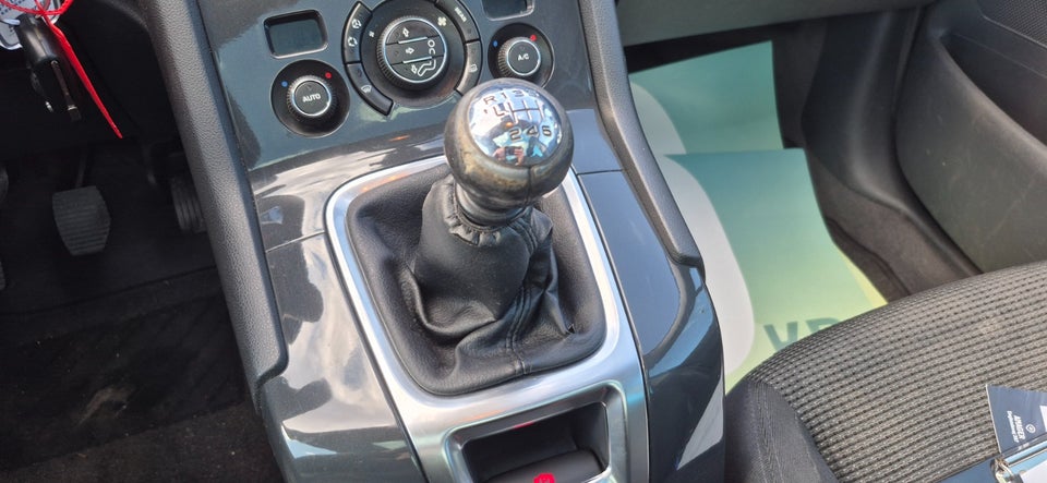 Peugeot 5008 2,0 HDi 150 Premium 7prs 5d