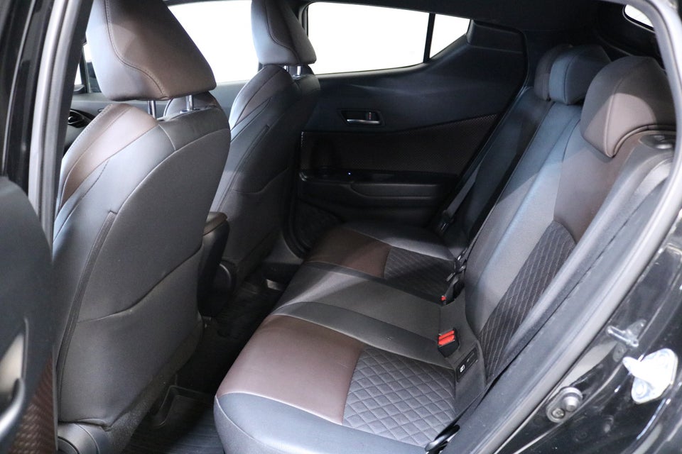 Toyota C-HR 1,8 Hybrid C-HIC CVT 5d