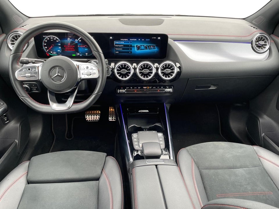 Mercedes EQA300 AMG Line 4Matic 5d