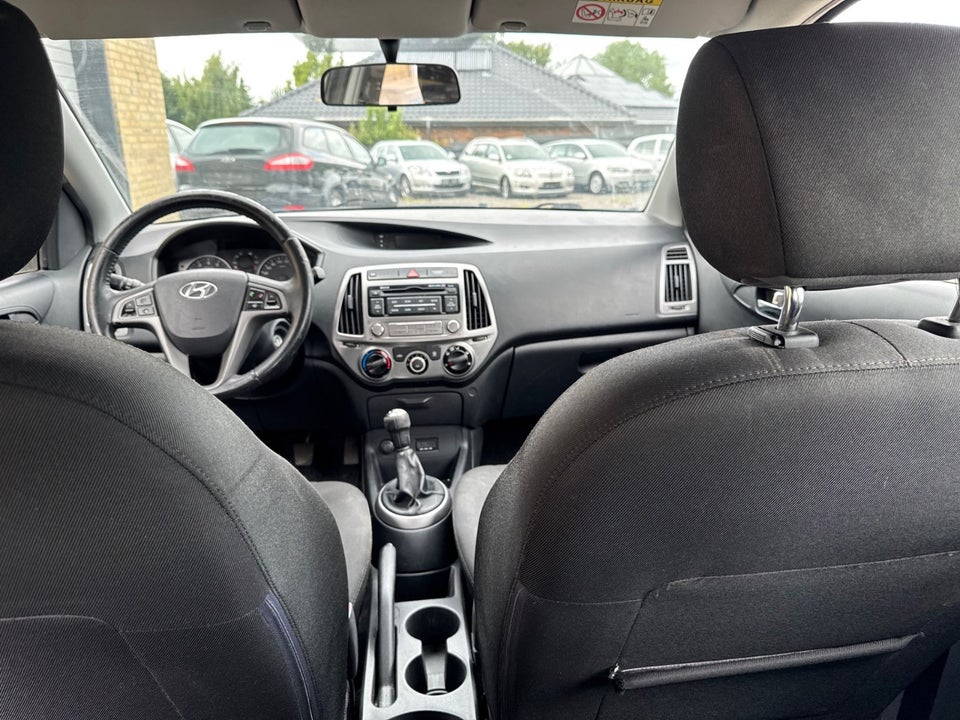 Hyundai i20 1,25 Classic XTR 5d
