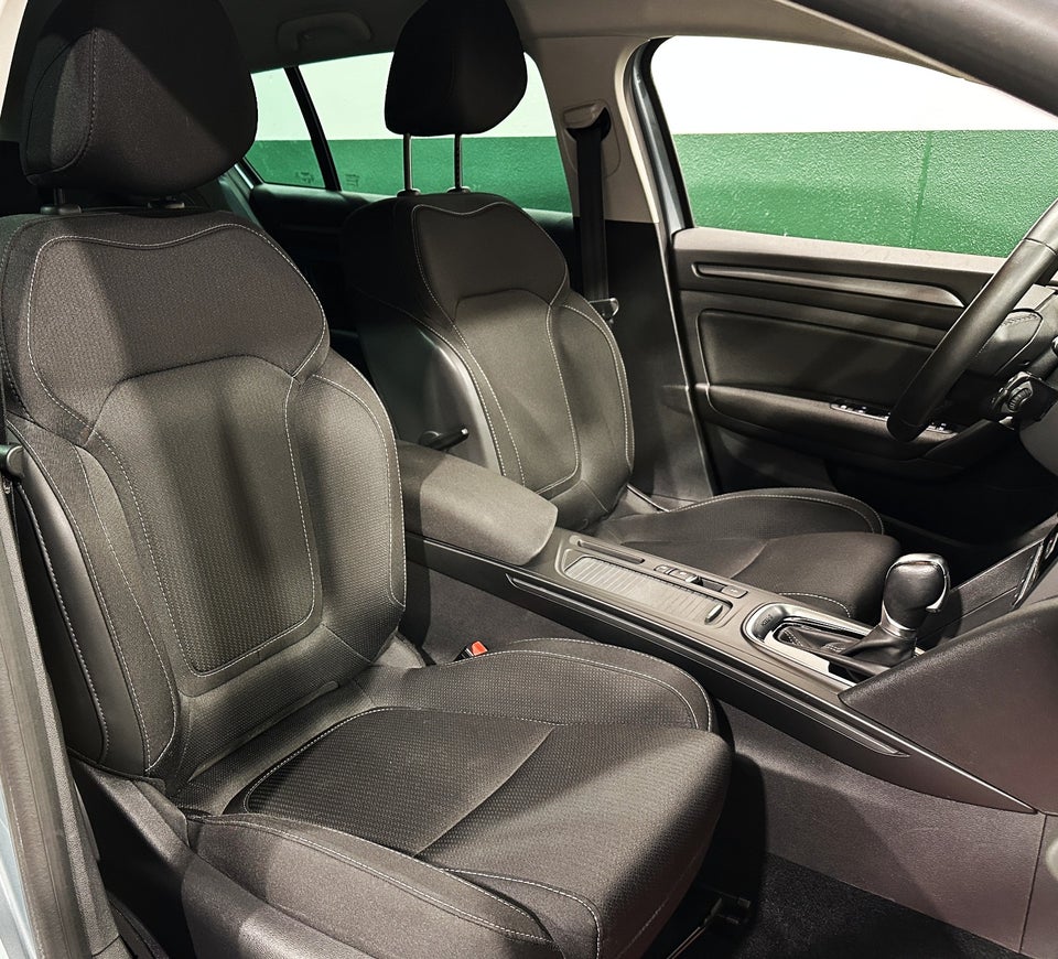 Renault Megane IV 1,6 E-Tech Intens Sport Tourer 5d