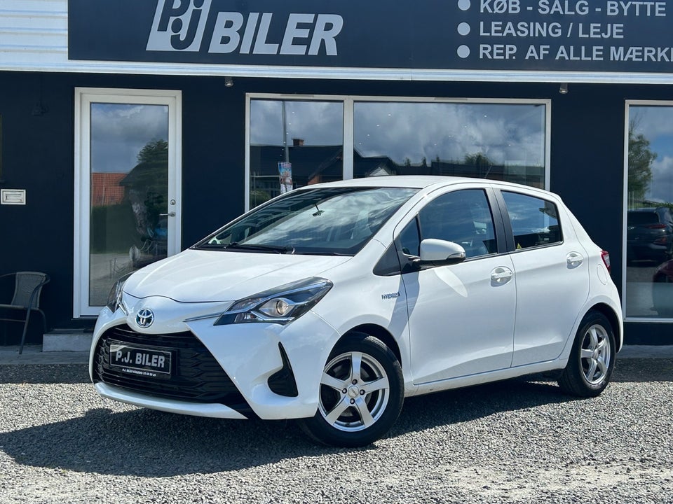 Toyota Yaris 1,5 Hybrid H1 e-CVT 5d