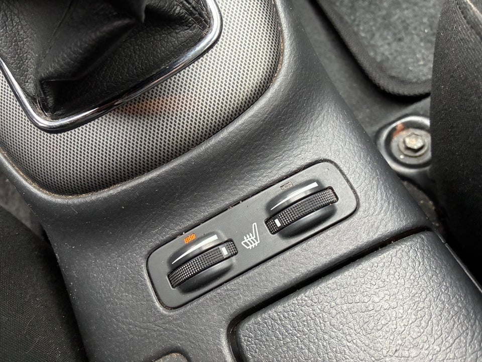 Toyota Avensis 1,8 VVT-i Sol stc. 5d