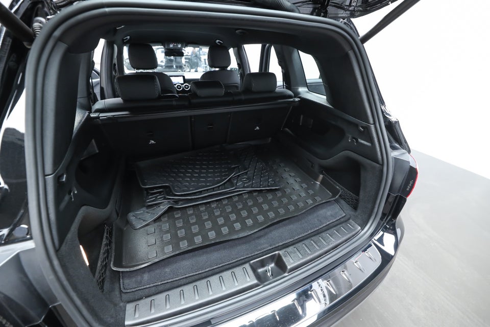 Mercedes GLB200 1,3 aut. 5d