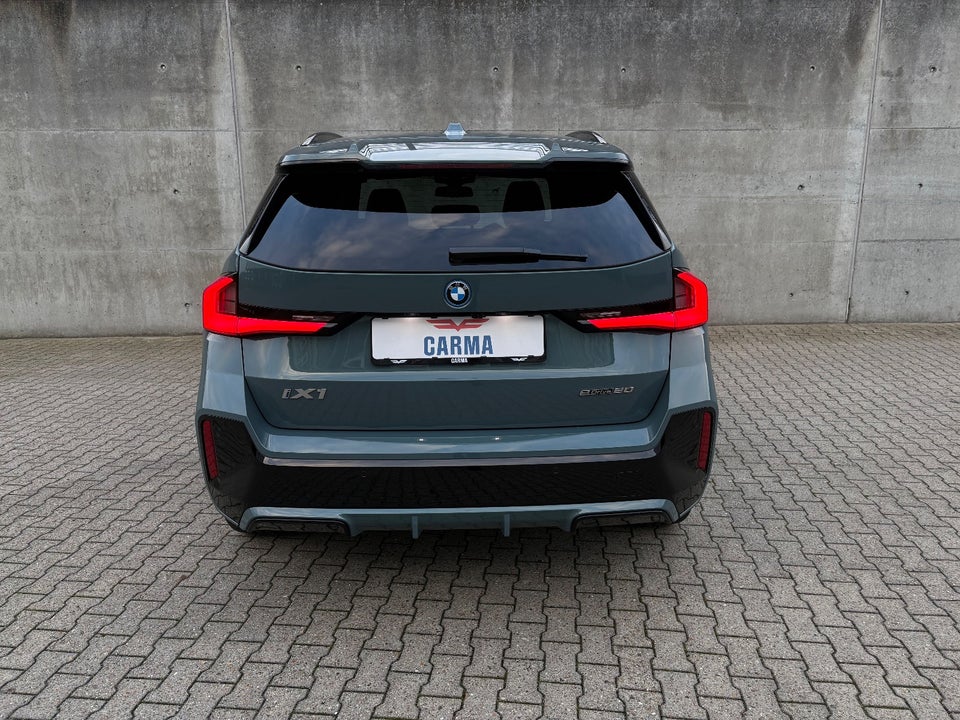 BMW iX1 eDrive20 M-Sport Pro 5d