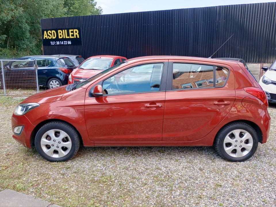 Hyundai i20 1,25 Comfort 5d