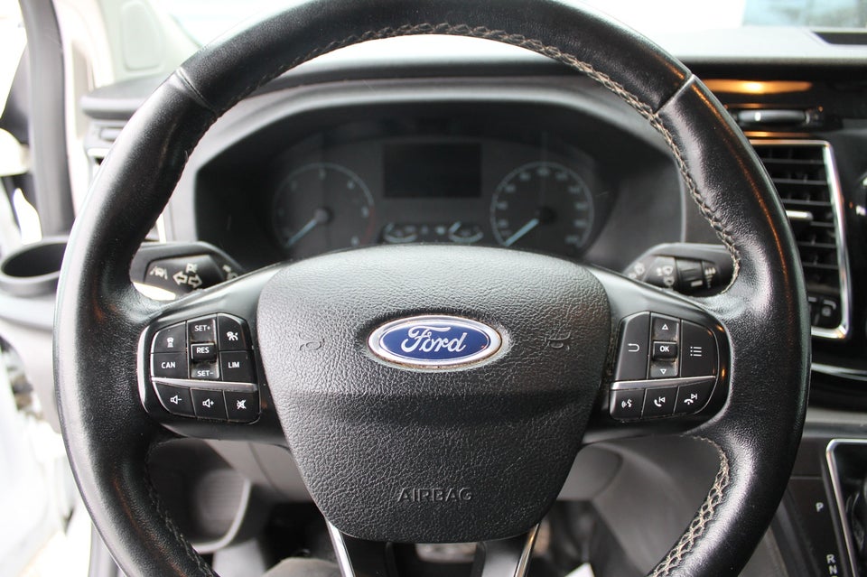 Ford Transit Custom 300L 2,0 TDCi 170 Limited aut.