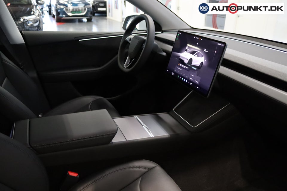 Tesla Model Y Long Range AWD 5d