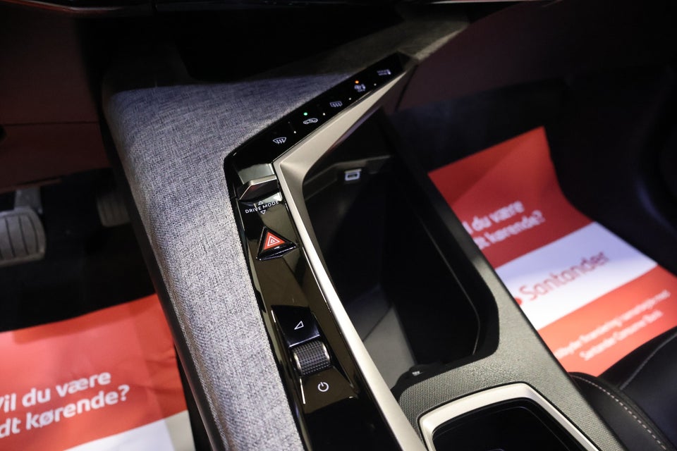 Peugeot e-5008 101 Allure Pack 7prs 5d