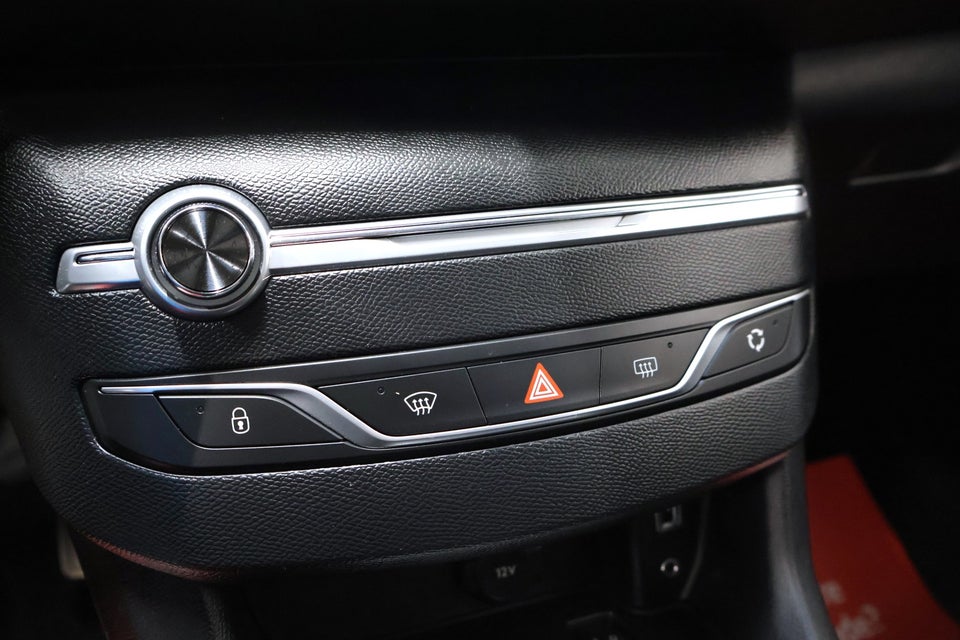 Peugeot 308 1,6 BlueHDi 120 Active 5d