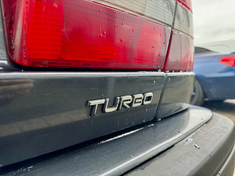 Volvo 940 2,3 Turbo 4d