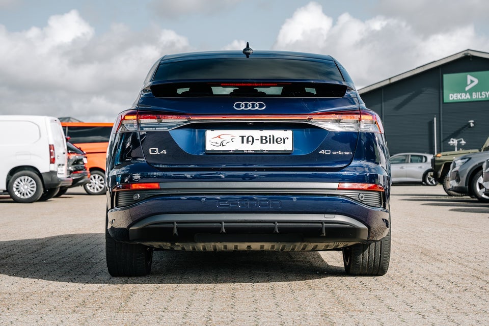 Audi Q4 e-tron 40 S-line Sportback 5d