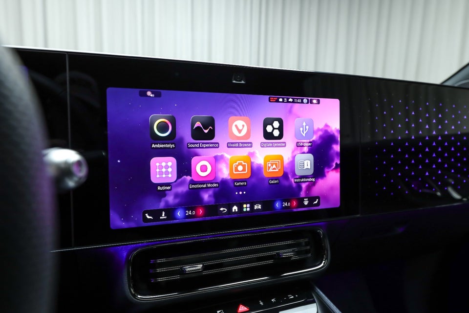 Mercedes CLA250+ electric AMG Premium 4d