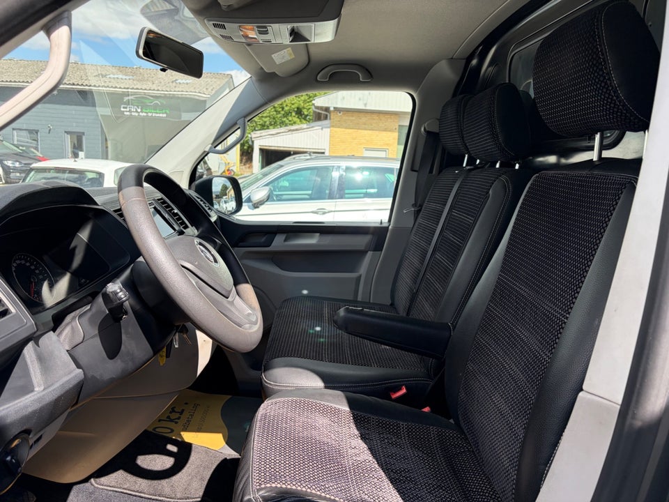 VW Transporter 2,0 TDi 204 Kassevogn DSG 4Motion kort